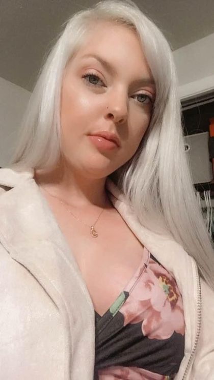 yourrfavoriteeblondee OnlyFans picture