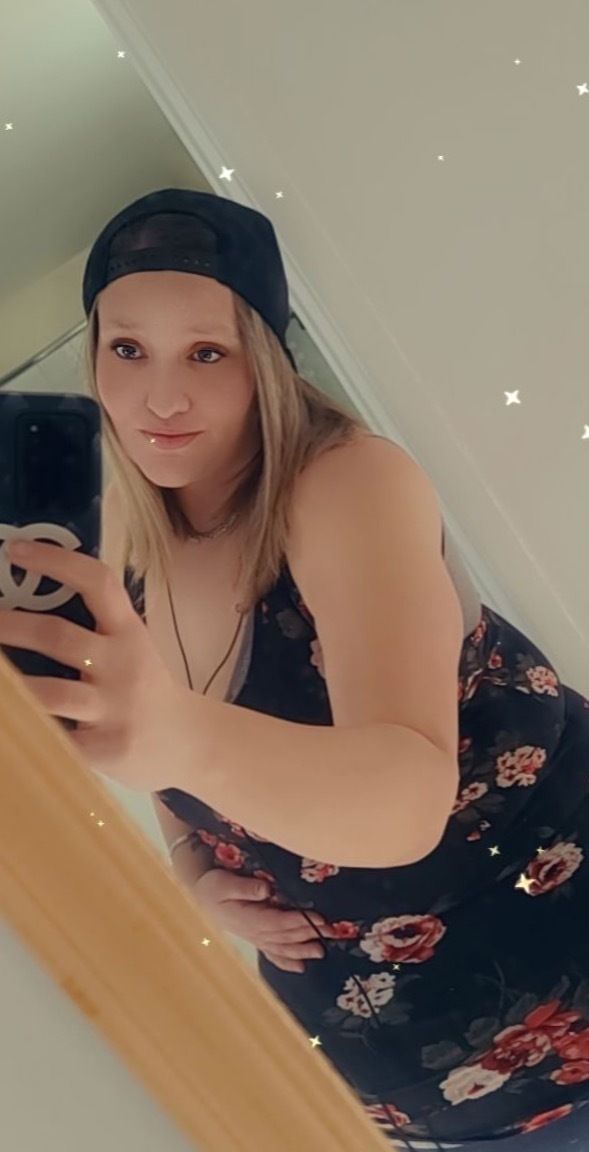 carolynared OnlyFans profile picture