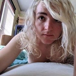 pillowprincessofpower OnlyFans picture