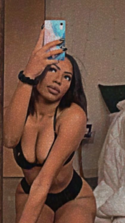 bipolarbiotechbaddie OnlyFans picture
