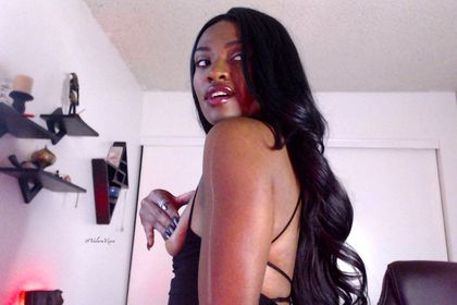 valaravixen OnlyFans picture