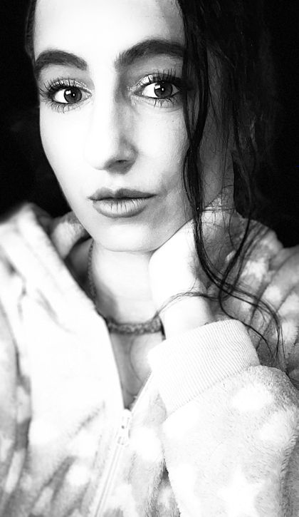 isabellelowrence OnlyFans picture