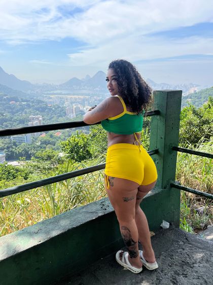 larissagiulia OnlyFans picture