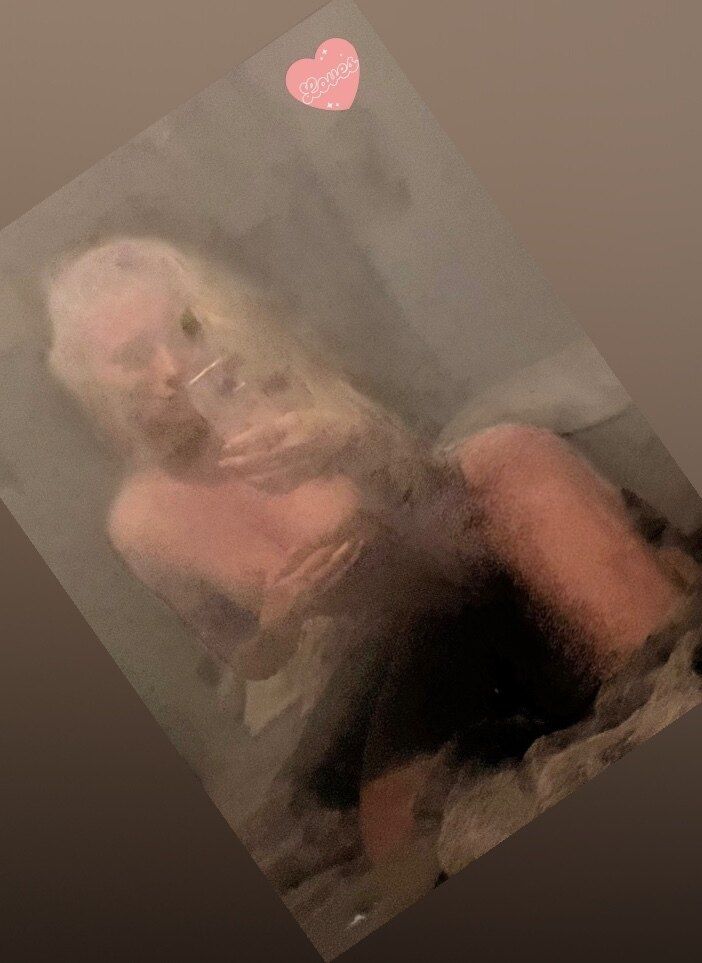 lovesofficial OnlyFans profile picture