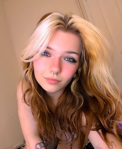 lizzylovesick OnlyFans picture