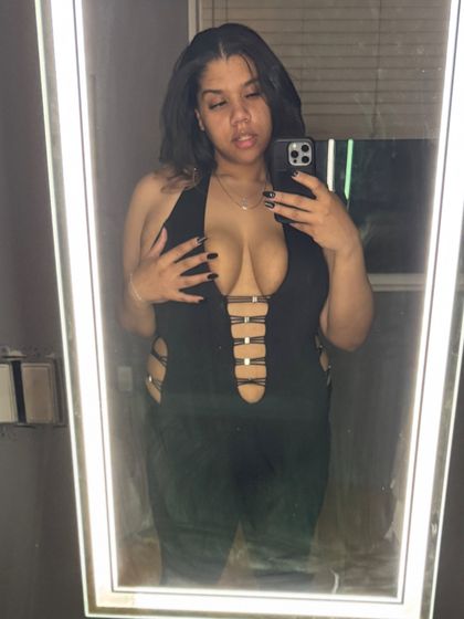 bellatoez OnlyFans picture