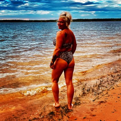 hotmomitsamber1977 OnlyFans picture