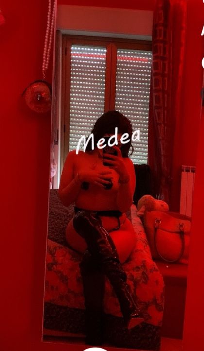 missexymedy OnlyFans picture