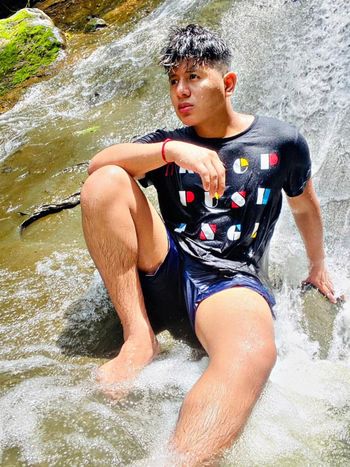 Alex D Ponce