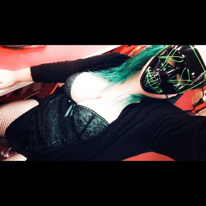 kinkykiwi98 OnlyFans picture