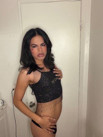 rhirhisplayhouse OnlyFans picture