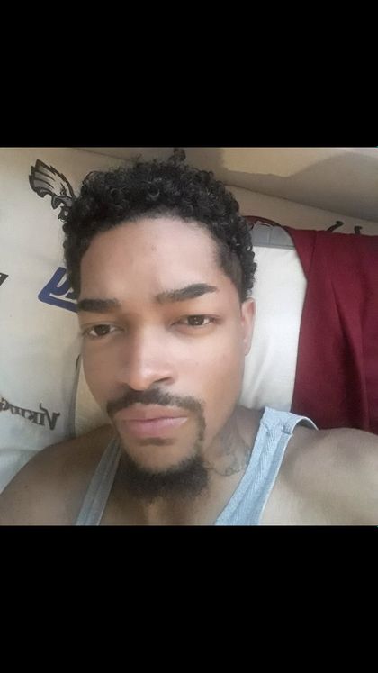 gregthecurlyheadartist OnlyFans picture