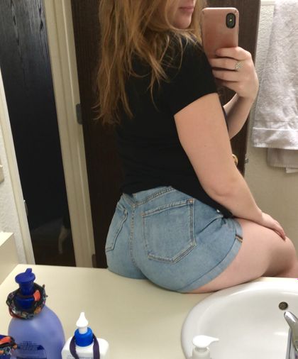 azadventuregirl OnlyFans picture