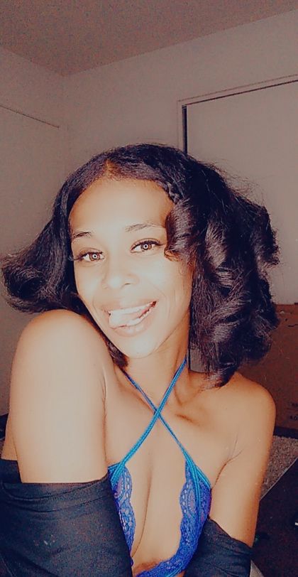 lovelydria28 OnlyFans picture