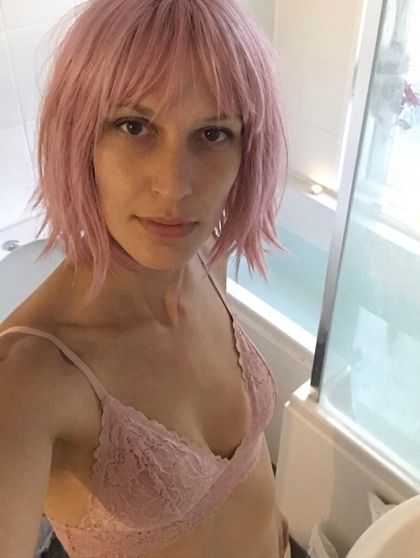 manicpixiepenelope OnlyFans picture