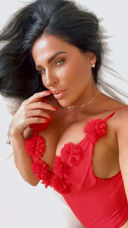 zdlena OnlyFans picture