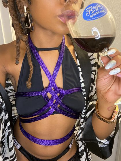 queenofknots OnlyFans picture