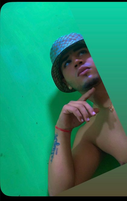 garubronx OnlyFans picture