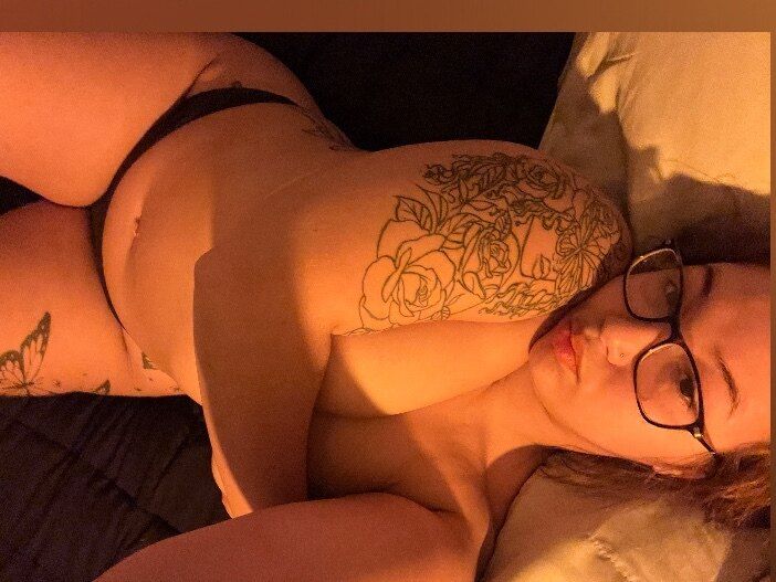lovelylatinacurves OnlyFans profile picture