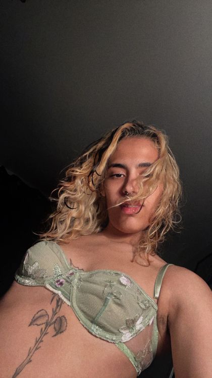 naughtynadia23 OnlyFans picture