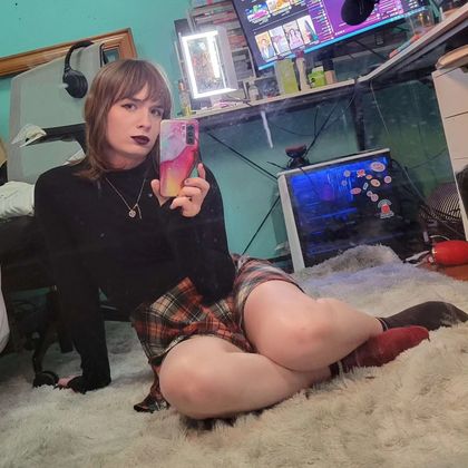 youreasquid OnlyFans picture