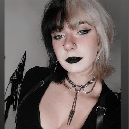 annie_trashcan OnlyFans picture