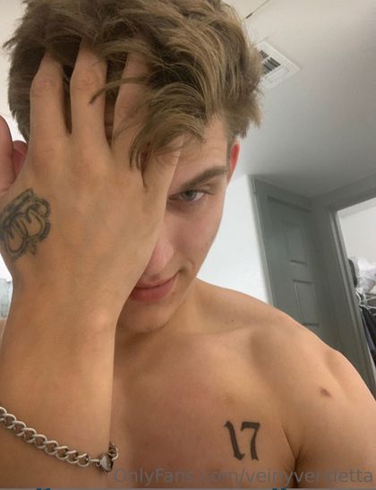 veinyvendetta OnlyFans picture