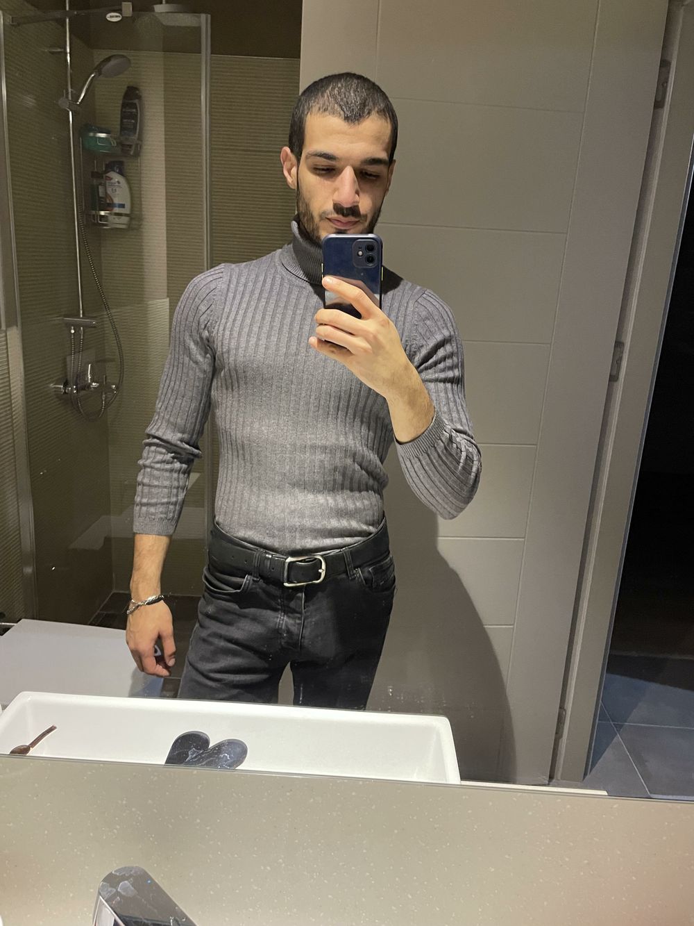 adrianonline OnlyFans profile picture