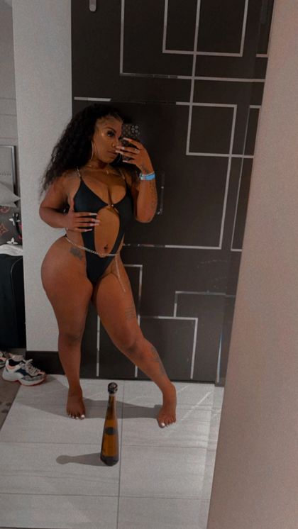 soprettylj OnlyFans picture