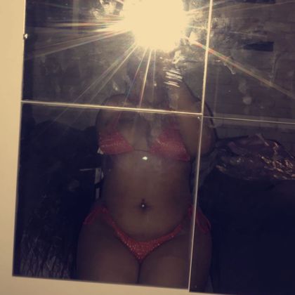 bella-red OnlyFans picture