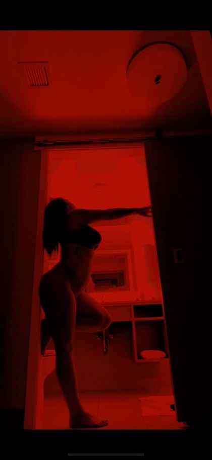 tlynn2319 OnlyFans picture