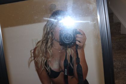 blnde_girl OnlyFans picture