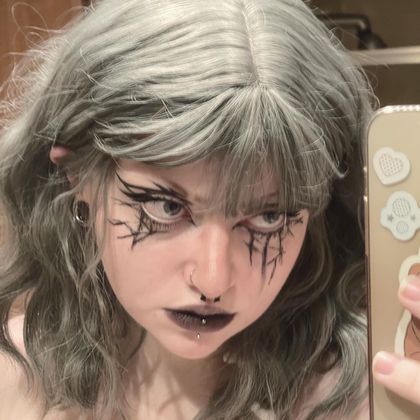 maybegoth OnlyFans picture