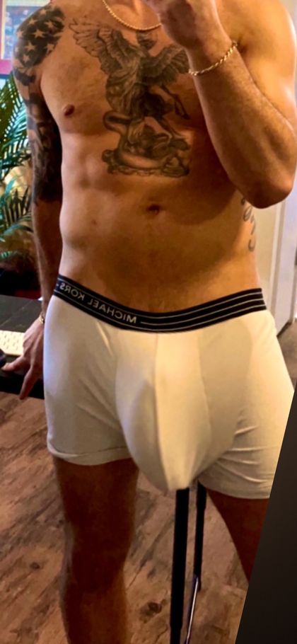 johnnynormous OnlyFans picture