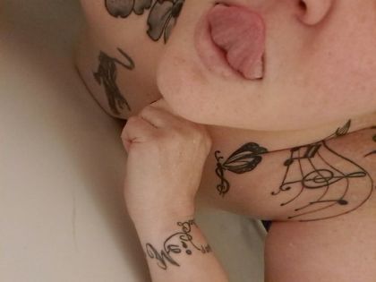 ladyykain OnlyFans picture