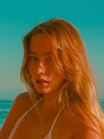 zoexene OnlyFans - Free Trial - Photos - Socials | FansMetrics.com