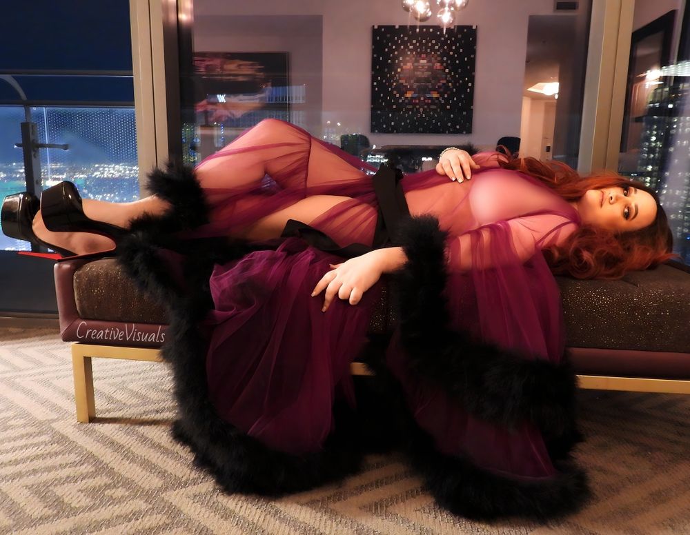 hotwiferuby OnlyFans profile picture