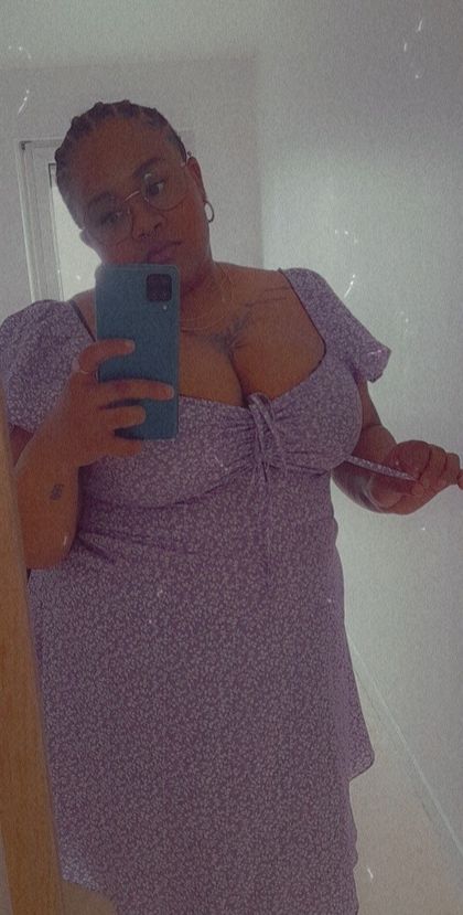 oniika OnlyFans picture
