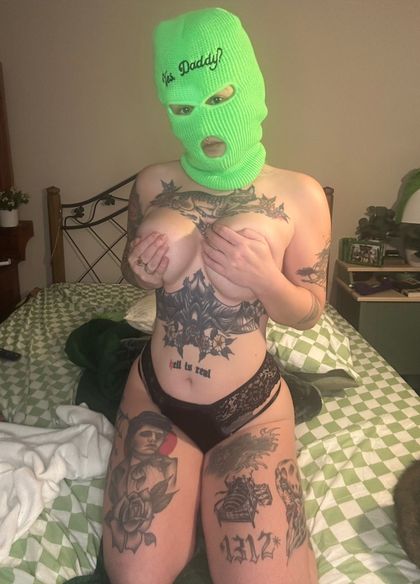 softandspooky OnlyFans picture