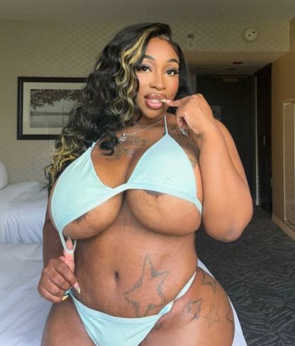 mercedesass2finee OnlyFans picture