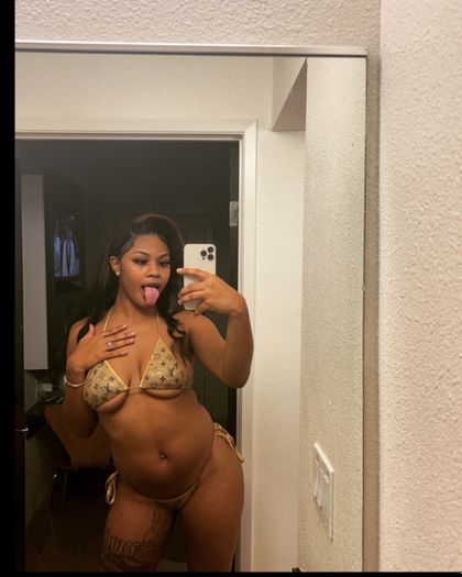 thatlilfreakbitchtay OnlyFans picture