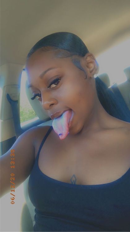 le.le OnlyFans picture