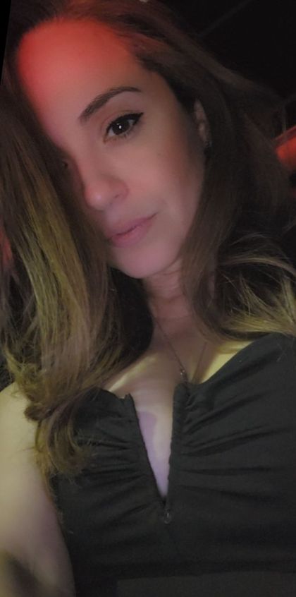 Best Hot Laredo Texas OnlyFans Accounts | FansMetrics.com