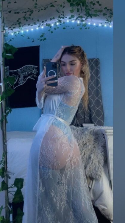 psalmsnpetals OnlyFans picture