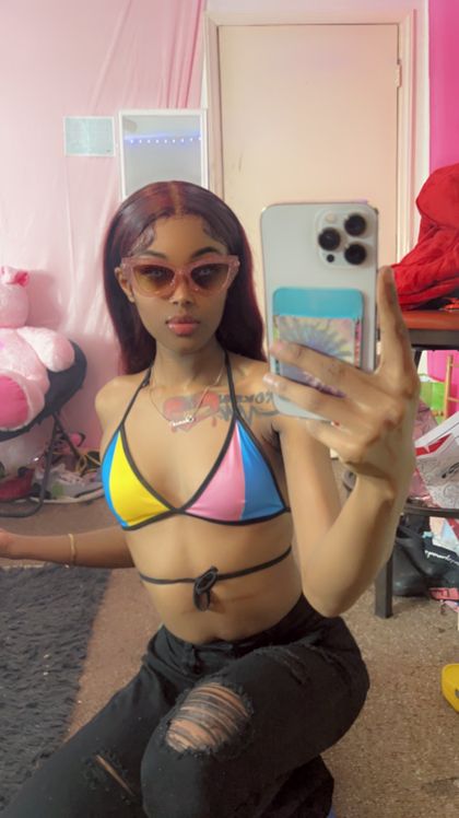 crownedbyniy OnlyFans picture