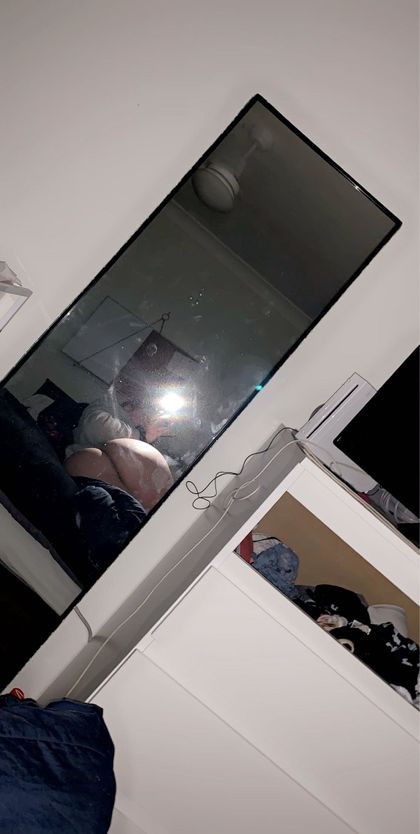 mads246 OnlyFans picture