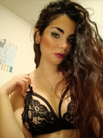 Leoncina Scarlet