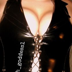 Best OnlyFans Accounts near Chile, Denmark, and Hong Kong, paid ...