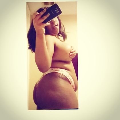 missebonyreddd OnlyFans picture