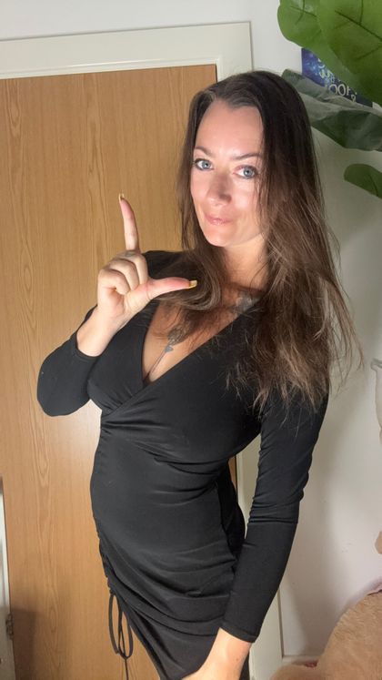 mariemadomme OnlyFans picture